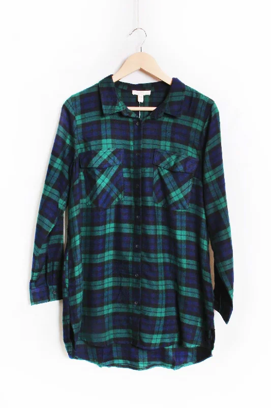 Women's Long Sleeve Two Pocket Plaid Top