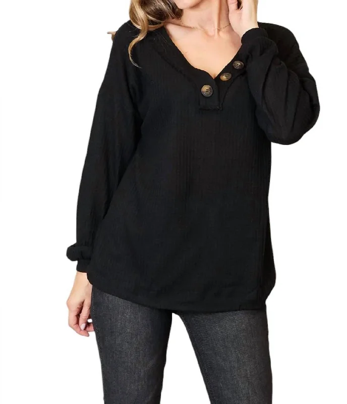 Buttoned Long Sleeve Blouse In Black